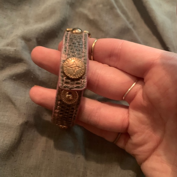 BCBGeneration Wrap Bracelet “Sweet” - Picture 2 of 3